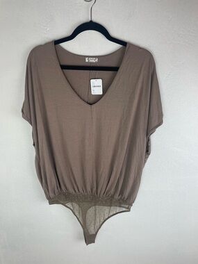 V-Neck Taupe Short Sleeve Bodysuit intimately free People NWT